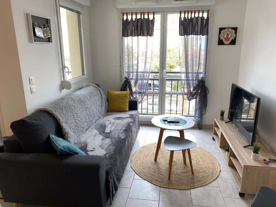 Appartement Avenue De Champagne Epernay Exterior photo